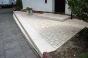 Betonsteinpflaster von U. Bach Gartenbau - Landschaftsbau - Troisdorf
