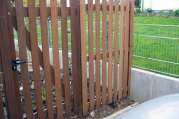 Holzzaun als Sichtschutz von U. Bach Gartenbau - Landschaftsbau - Troisdorf