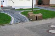 Betonsteinpflaster von U. Bach Gartenbau - Landschaftsbau - Troisdorf