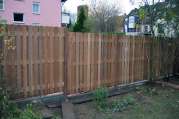 Holzzaun als Sichtschutz von U. Bach Gartenbau - Landschaftsbau - Troisdorf