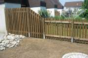Holzzaun als Sichtschutz von U. Bach Gartenbau - Landschaftsbau - Troisdorf