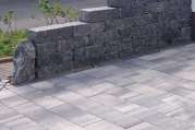 Betonsteinmauer von U. Bach Gartenbau - Landschaftsbau - Troisdorf